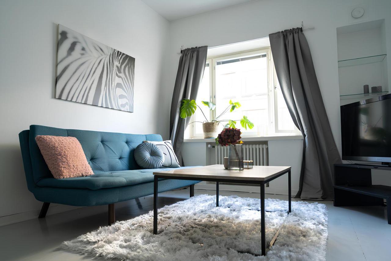 Stylish Studio At The Heart Of Helsinki Apartment ภายนอก รูปภาพ