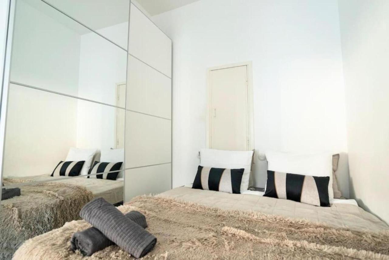 Stylish Studio At The Heart Of Helsinki Apartment ภายนอก รูปภาพ